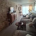 Maison Spacieuse Et Calme *
