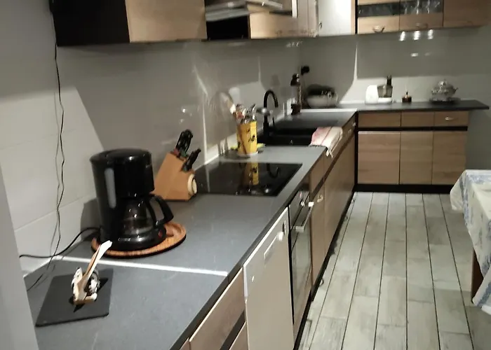 Maison Spacieuse Et Calme * Bayonville